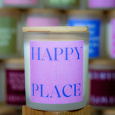 Happy Place - Duftkerze mit Spruch