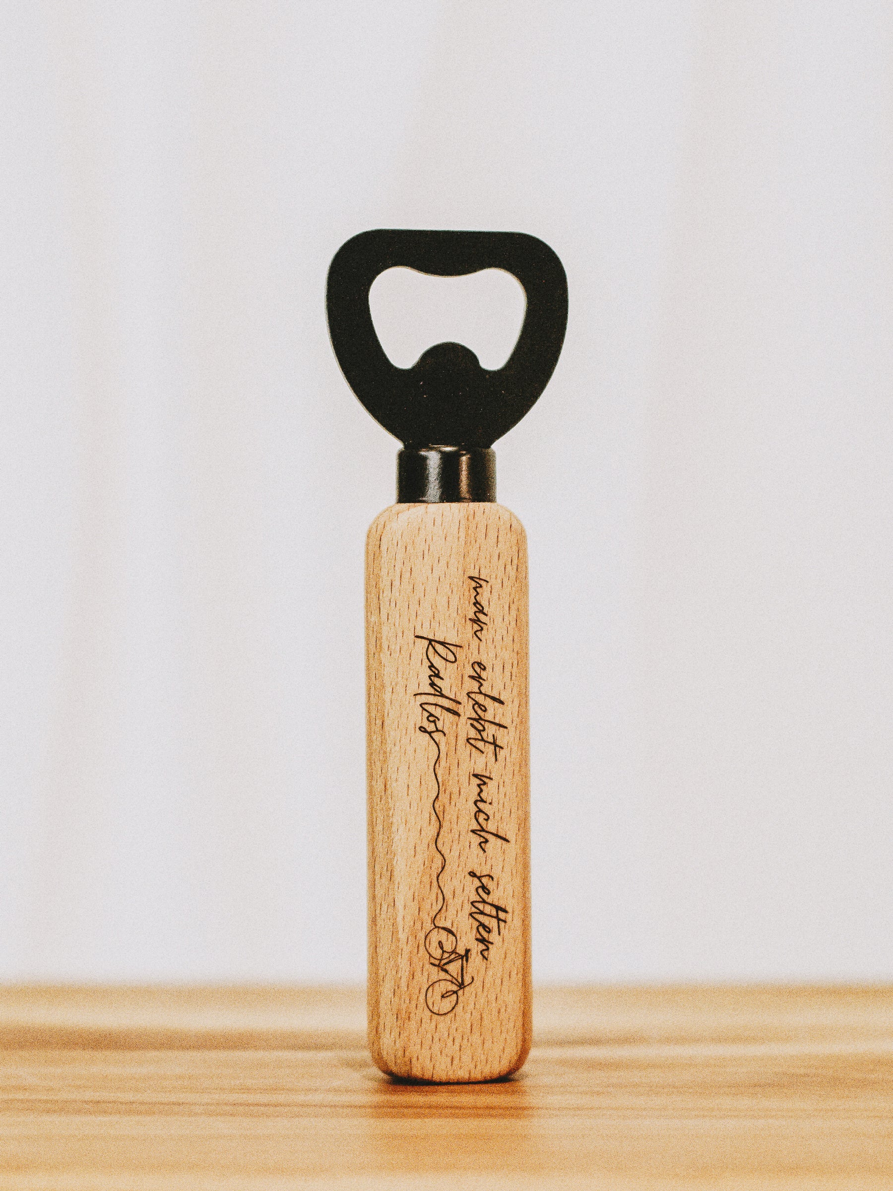 Flaschenöffner aus Holz